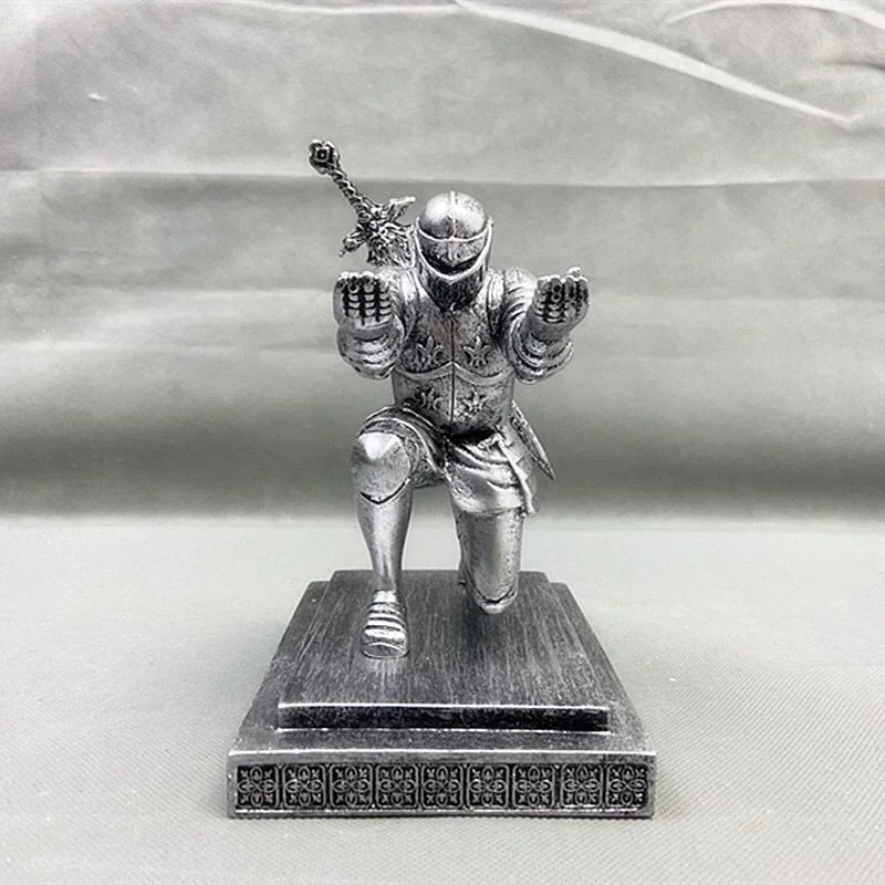 Hot Sale Executive Officer Knight Pen Holder with Sword 15*10*15cm Armor Knight Stationery Medieval Theme Resin Decor for Office
Hot Sale Executive Officer Knight Pen Holder with Sword 15*10*15cm Armor Knight Stationery Medieval Theme Resin Decor for Office