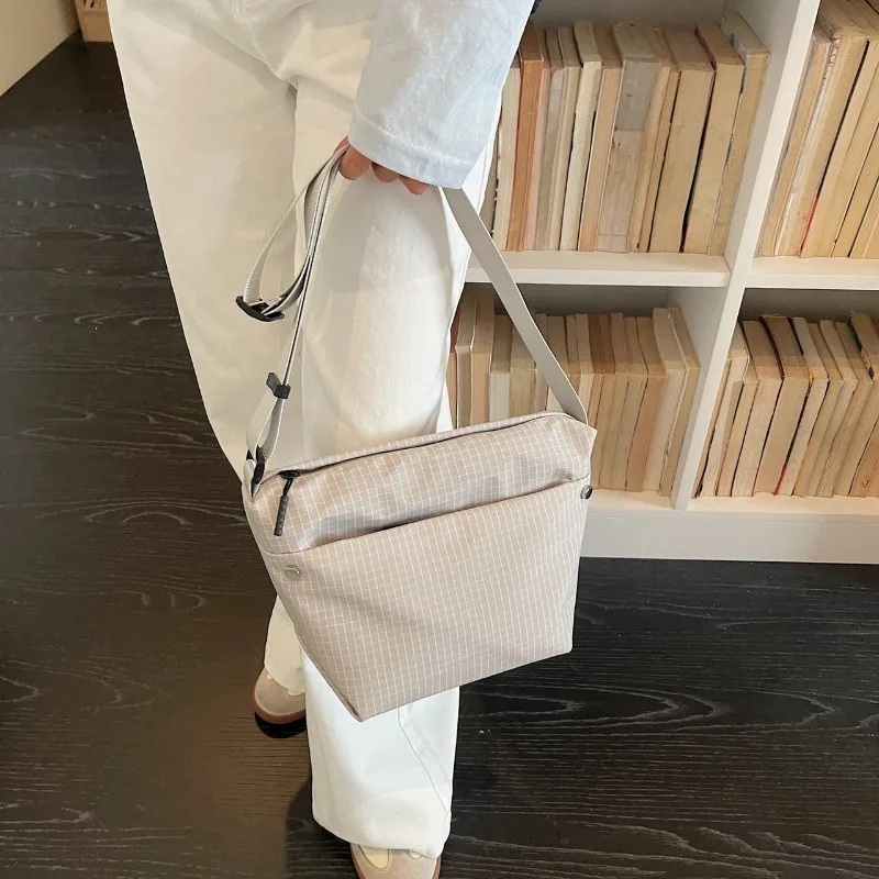 Minimalist Unique Leisure Business Backpack Women's Diaper Bag Stylish Casual Elegant Large Capacity
Minimalist Unique Leisure Business Backpack Women's Diaper Bag Stylish Casual Elegant Large Capacity