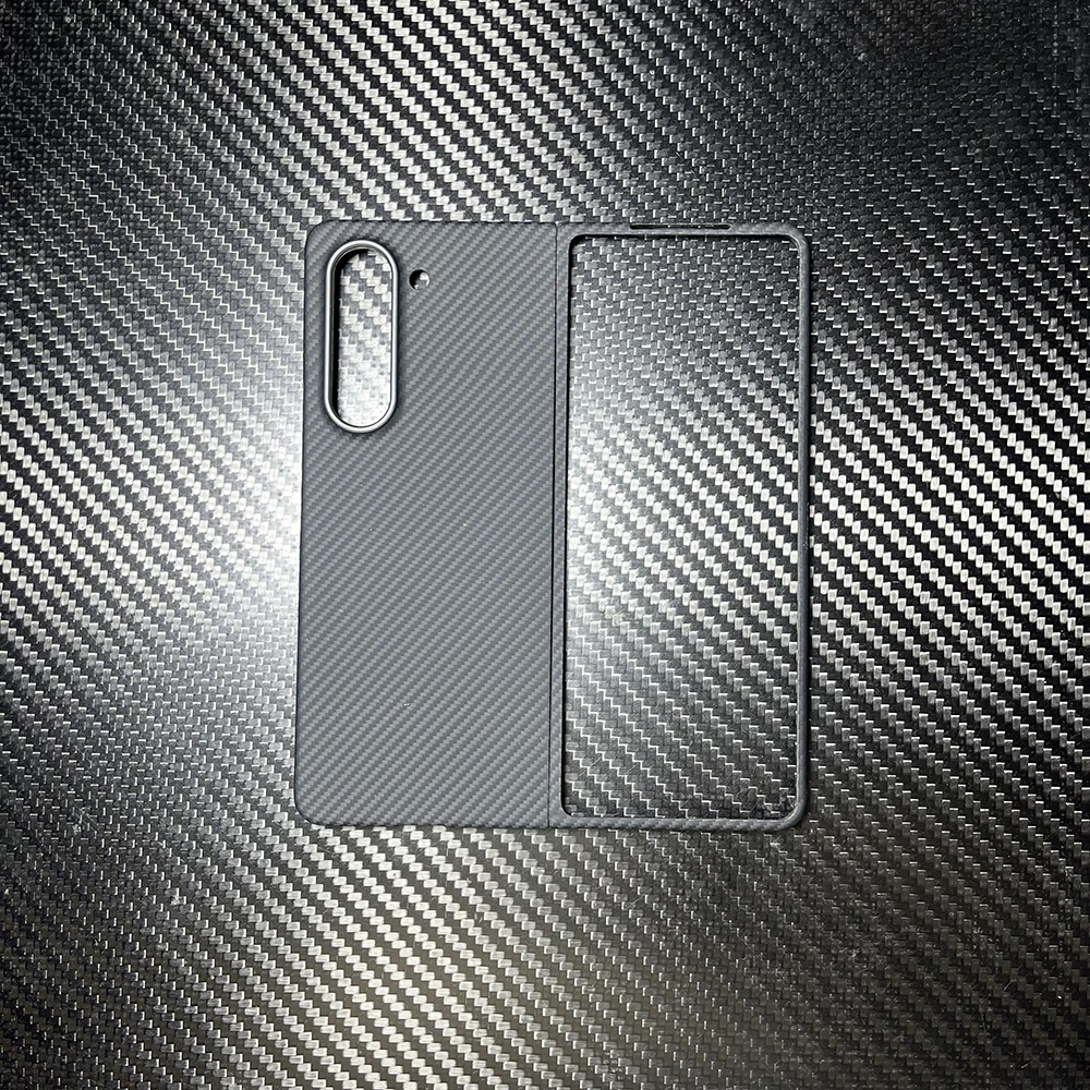Carbon fiber case For Samsung Galaxy Z Fold 5 cover Ultra Thin protection Aramid fiber cover for Galaxy Z Fold 5 Carbon case
Carbon fiber case For Samsung Galaxy Z Fold 5 cover Ultra Thin protection Aramid fiber cover for Galaxy Z Fold 5 Carbon case