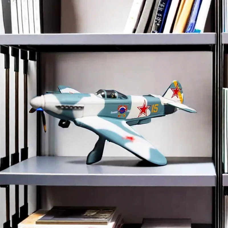 Литая под давлением модель войны Як3, масштаб 1:72, модель из сплава, детальная игрушка-симулятор для взрослых, коллекционеров и любителей мальчиков, статическое украшение
Литая под давлением модель войны Як3, масштаб 1:72, модель из сплава, детальная игрушка-симулятор для взрослых, коллекционеров и любителей мальчиков, статическое украшение