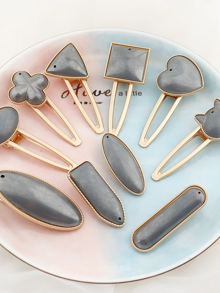 Новая китайская заколка для волос ручной работы DIY, серебристо-золотистая, в стиле Дубил, с низкой заколкой-основой, для украшения волос
Новая китайская заколка для волос ручной работы DIY, серебристо-золотистая, в стиле Дубил, с низкой заколкой-основой, для украшения волос