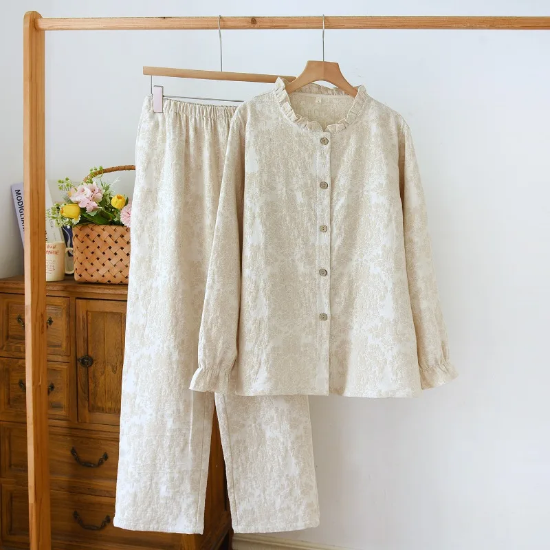 Elegant French Style Pajamas for Women, Lightweight Linen Blend, Vintage Floral Print Sleepwear Set Ruffled Neck & Button-Up Top
Elegant French Style Pajamas for Women, Lightweight Linen Blend, Vintage Floral Print Sleepwear Set Ruffled Neck & Button-Up Top