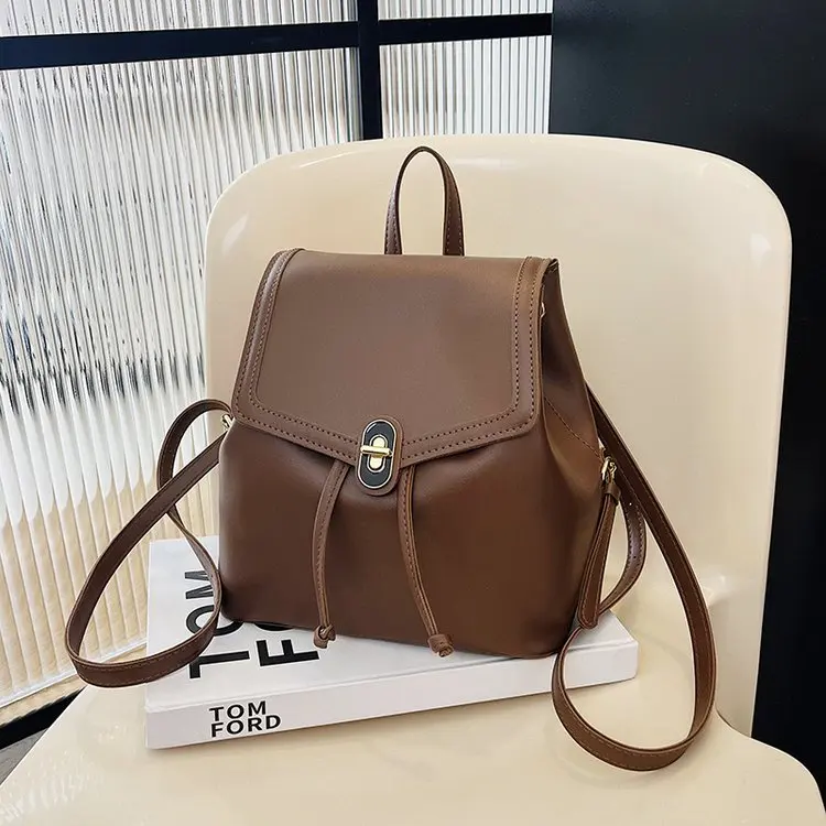 2025 Autumn New Women's Fashion Cute Small Backpack Lightweight Versatile Trend Casual Multi-purpose Light Luxury Handbag
2025 Autumn New Women's Fashion Cute Small Backpack Lightweight Versatile Trend Casual Multi-purpose Light Luxury Handbag