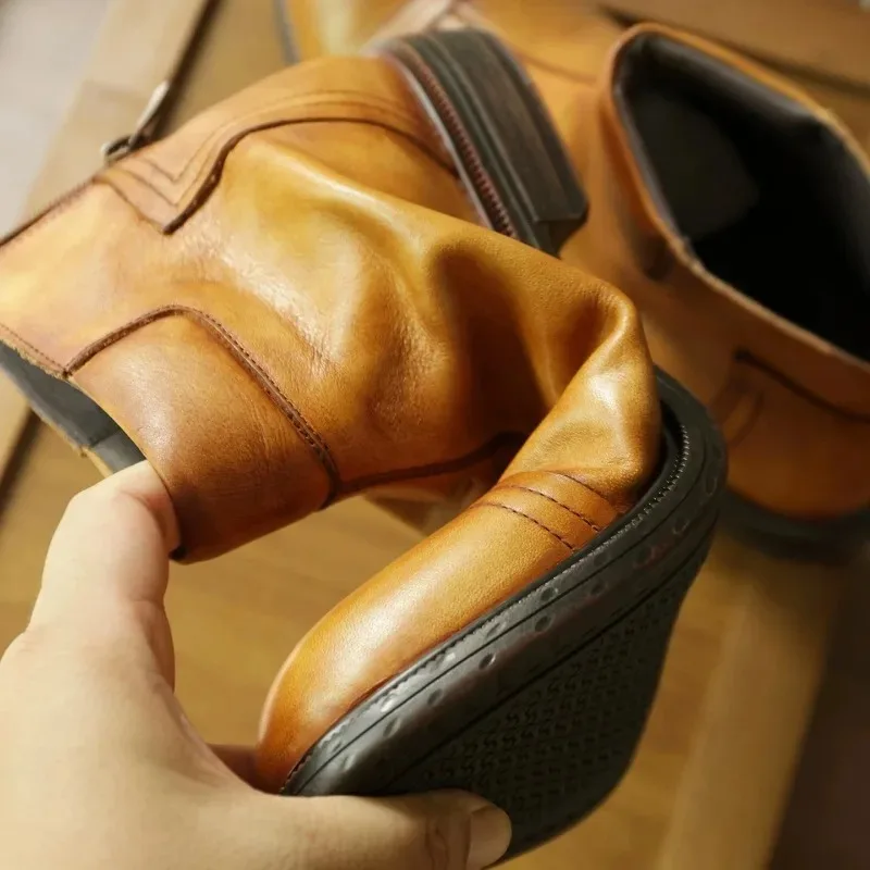 Men's British Genuine Leather Retro Chelsea Boots High Top Soft Sole Casual Breathable Work Motorcycle Ankle Boots
Men's British Genuine Leather Retro Chelsea Boots High Top Soft Sole Casual Breathable Work Motorcycle Ankle Boots