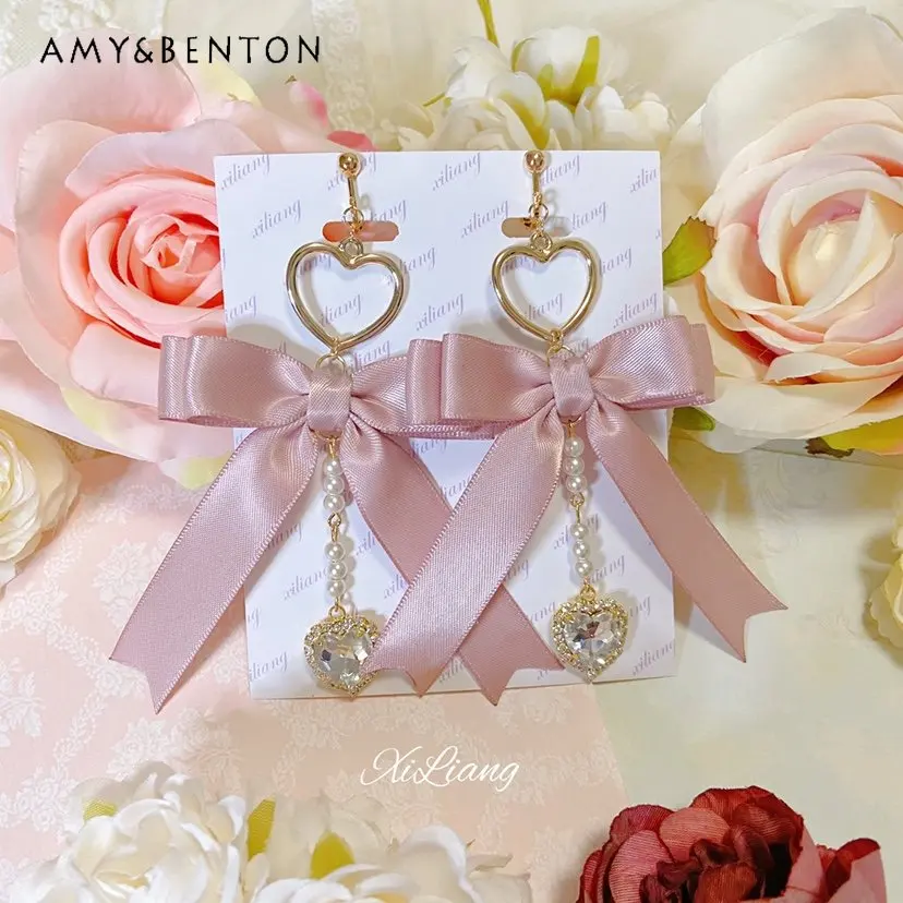 Japanese Sweet Girl Cute Earrings Lolita Mine Tie Mass-Produced Bow Heart Shape Rhinestone Earring Ear Clip Women Accessories
Japanese Sweet Girl Cute Earrings Lolita Mine Tie Mass-Produced Bow Heart Shape Rhinestone Earring Ear Clip Women Accessories