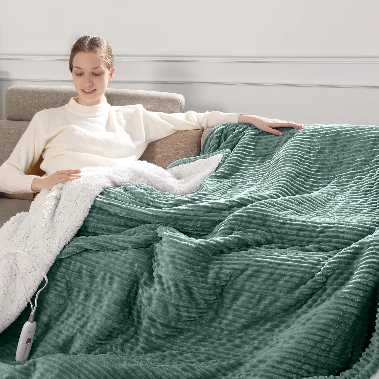 Электрическое одеяло-плед 50x60 см с 5 режимами нагрева, автоматическим отключением, защитой от перегрева, машинная стирка, цвет бирюзовый
Электрическое одеяло-плед 50x60 см с 5 режимами нагрева, автоматическим отключением, защитой от перегрева, машинная стирка, цвет бирюзовый