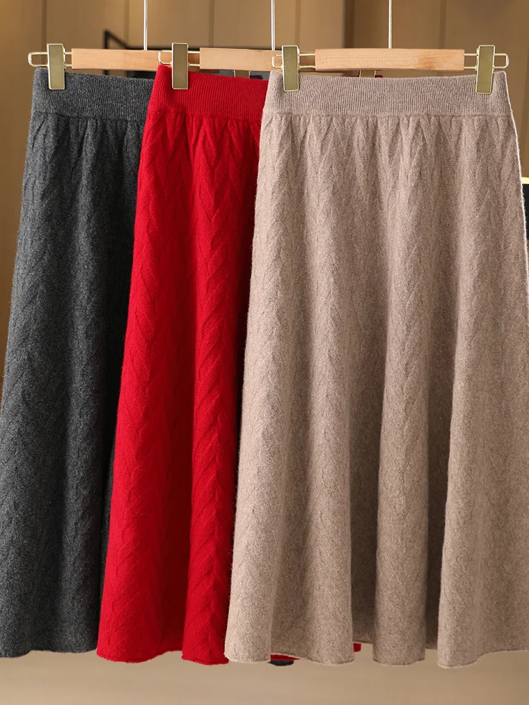 Women Wool Pleated Skirts Herringbone pattern Elastic Waist Umbrella Skirt 100% Merino Wool Knit Autumn Winter A-Line Skirts
Women Wool Pleated Skirts Herringbone pattern Elastic Waist Umbrella Skirt 100% Merino Wool Knit Autumn Winter A-Line Skirts