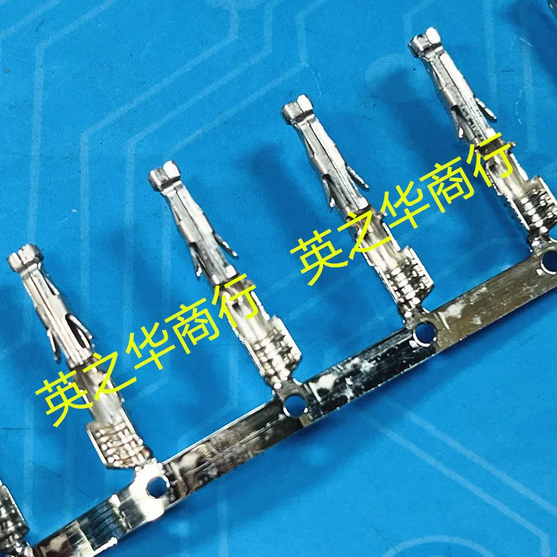 Оригинальный Новый Калибр проводов 76823-0321 768230321 0768230321 14-16awg, 30 шт.
Оригинальный Новый Калибр проводов 76823-0321 768230321 0768230321 14-16awg, 30 шт.
