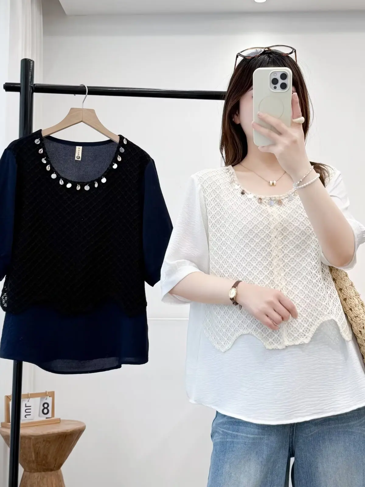 plus Size Women's Summer Hollow out Short Sleeve Shirt Lace Patchwork Slimming Top round Neck Loose Fit Casual Fashion
plus Size Women's Summer Hollow out Short Sleeve Shirt Lace Patchwork Slimming Top round Neck Loose Fit Casual Fashion