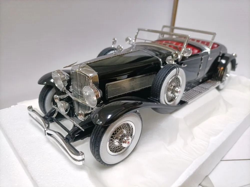 Matrix 1:18 Duesenberg SJ Torpedo 1930 Simulation Limited Edition Resin Metal Static Car Model Toy Gift
Matrix 1:18 Duesenberg SJ Torpedo 1930 Simulation Limited Edition Resin Metal Static Car Model Toy Gift