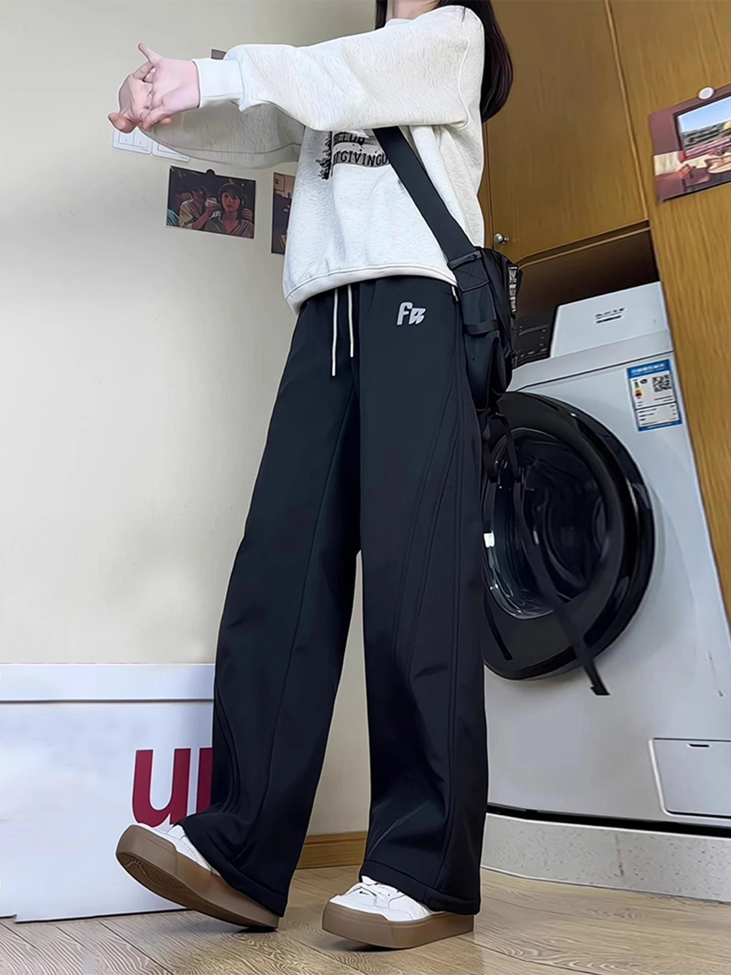 Men's Bla Fce Lined Thiened Windproof Waterproof Skiing Pants ell Outdoor Climbing Hiking Trousers Casual Straight L...
Men's Bla Fce Lined Thiened Windproof Waterproof Skiing Pants ell Outdoor Climbing Hiking Trousers Casual Straight L...