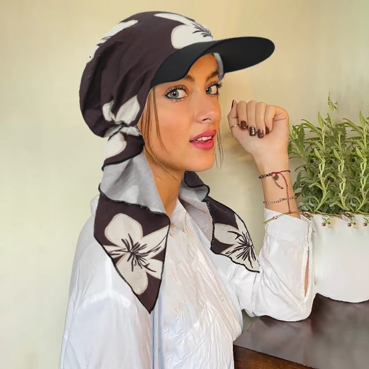 Trendy Print Muslim Hijab Caps With Brim Outdoor Cycling Women Baseball Cap Wrap Head Ramadan Ladies Headwear Turban Bonnet
Trendy Print Muslim Hijab Caps With Brim Outdoor Cycling Women Baseball Cap Wrap Head Ramadan Ladies Headwear Turban Bonnet