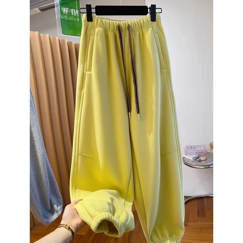 Men's Autumn Winter Thiened Fce-lined Trousers Loose Casual Harlan Pants Warm Wide-leg Polyester Fiber Casual Wear
Men's Autumn Winter Thiened Fce-lined Trousers Loose Casual Harlan Pants Warm Wide-leg Polyester Fiber Casual Wear