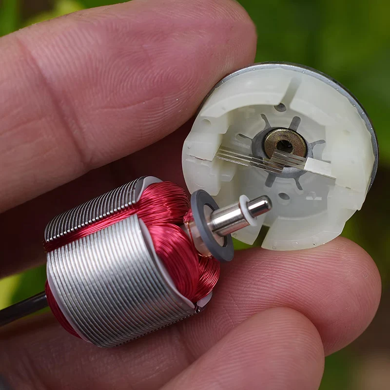 MABUCHI RF-370CB-15370 Mini 370 Series DC Electric Motor 12V 18V 24V 11000RPM Micro 24mm Size for Office Device And Car Pump Par
MABUCHI RF-370CB-15370 Mini 370 Series DC Electric Motor 12V 18V 24V 11000RPM Micro 24mm Size for Office Device And Car Pump Par