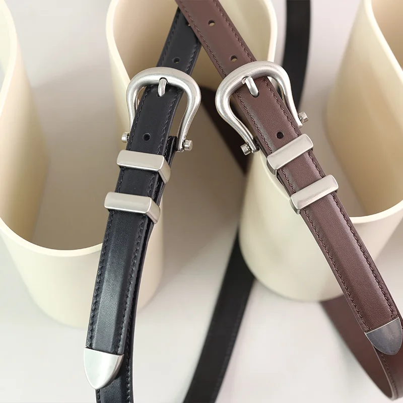 Simple silver buckle belt jeans first layer cowhide women's belt versatile black leather fashion belt
Simple silver buckle belt jeans first layer cowhide women's belt versatile black leather fashion belt
