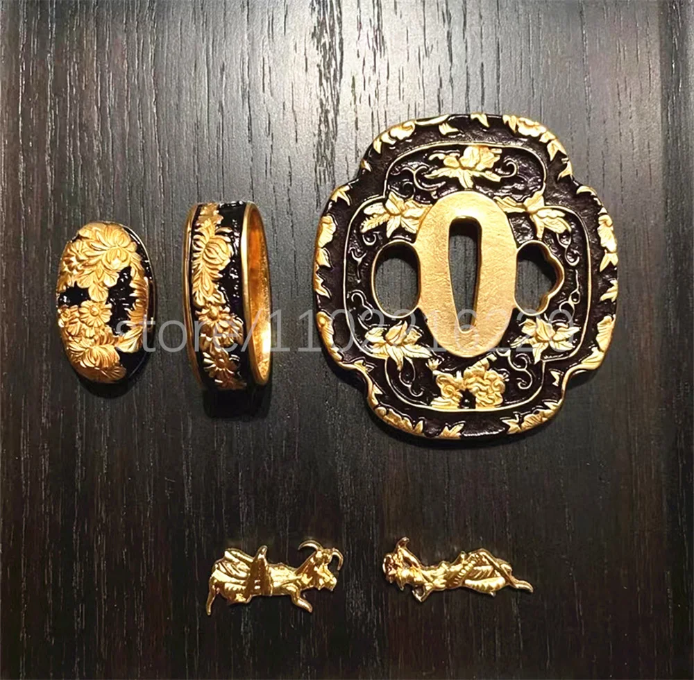 Very Beautiful Copper Brass Gold Plated Silver Tsuba Handguard Fuchi Kashira Menuki For Real Japan Samurai Katana Sword Fittings
Very Beautiful Copper Brass Gold Plated Silver Tsuba Handguard Fuchi Kashira Menuki For Real Japan Samurai Katana Sword Fittings