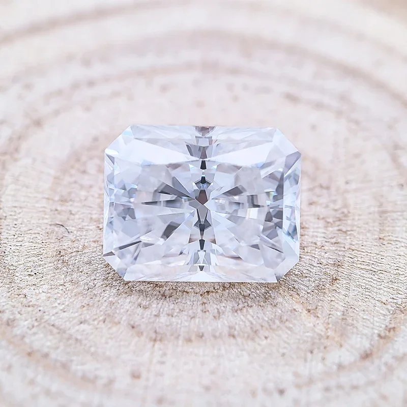 Highest Grade Moissanite Stone Super White D Color Radiant Cut VVS1 Top Quality Charms Jewelry Making Materials with Certificate
Highest Grade Moissanite Stone Super White D Color Radiant Cut VVS1 Top Quality Charms Jewelry Making Materials with Certificate