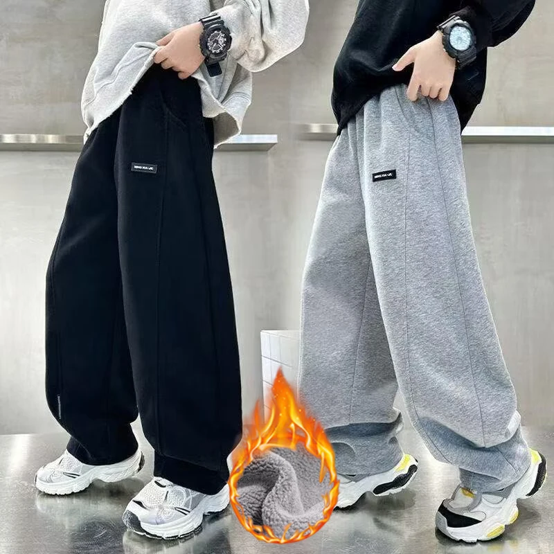 Плюшевые теплые прямые спортивные брюки для мальчиков 5-14 лет, осенне-зимние, модные, с надписями, повседневные, свободные, для детской одежды
Плюшевые теплые прямые спортивные брюки для мальчиков 5-14 лет, осенне-зимние, модные, с надписями, повседневные, свободные, для детской одежды