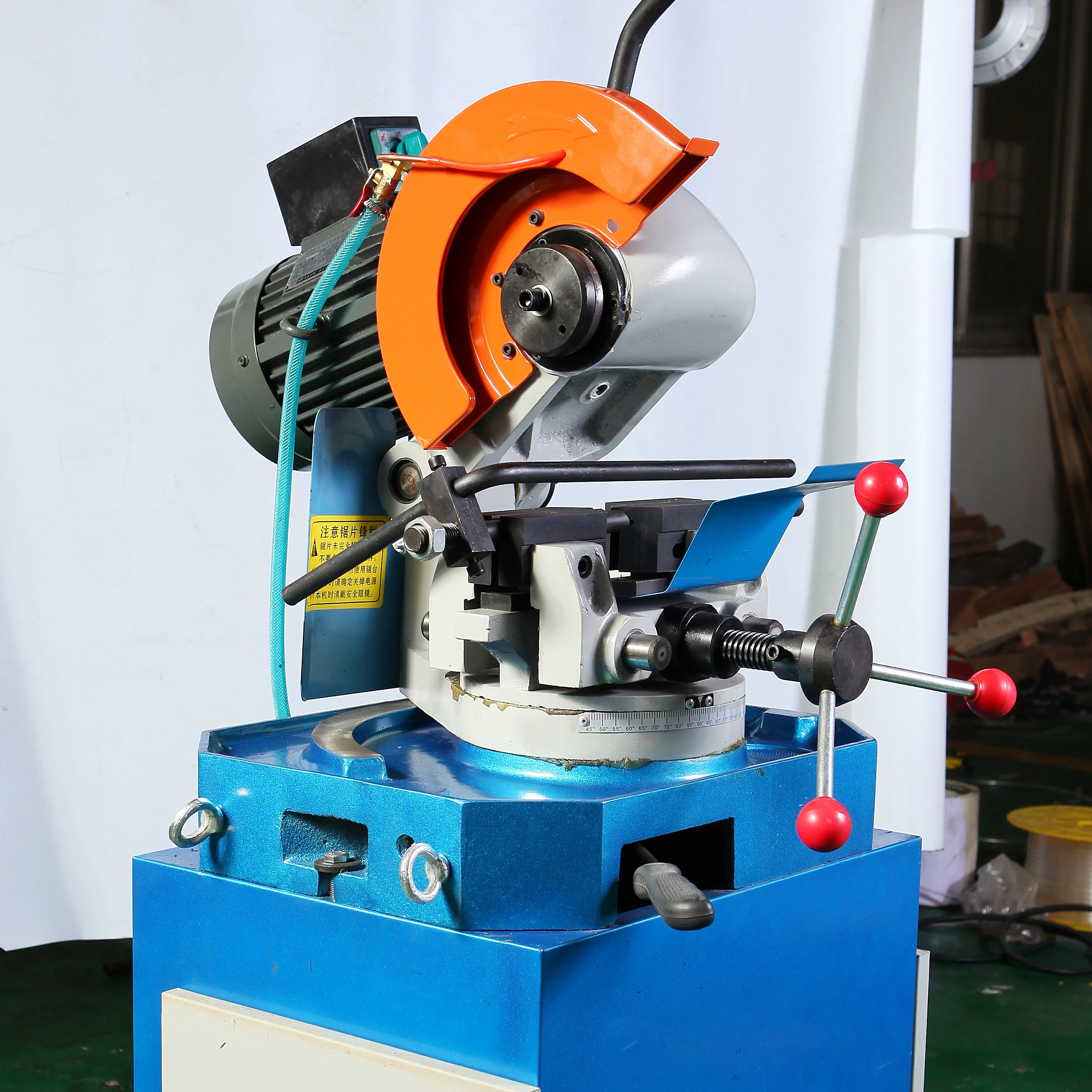 Ручной станок для резки MC-275A для труб из углеродистой стали, нержавеющей стали и алюминия с двигателем в качестве основного компонента
Ручной станок для резки MC-275A для труб из углеродистой стали, нержавеющей стали и алюминия с двигателем в качестве основного компонента