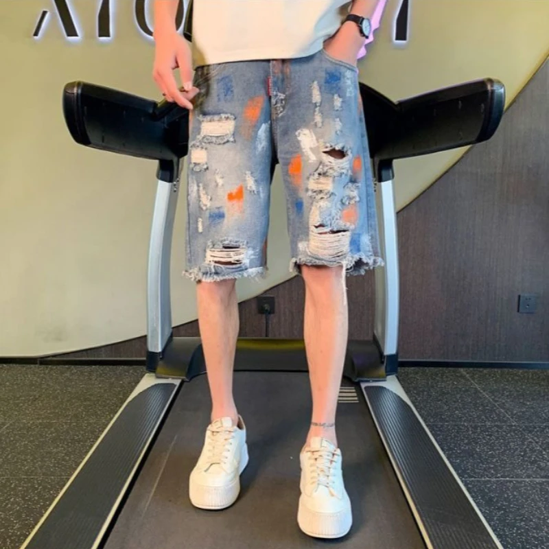 Men's Mid-Length Torn Denim Shorts Thin and Comfortable for Summer Edgy Style Ragged Design Loose Casual Outfit
Men's Mid-Length Torn Denim Shorts Thin and Comfortable for Summer Edgy Style Ragged Design Loose Casual Outfit