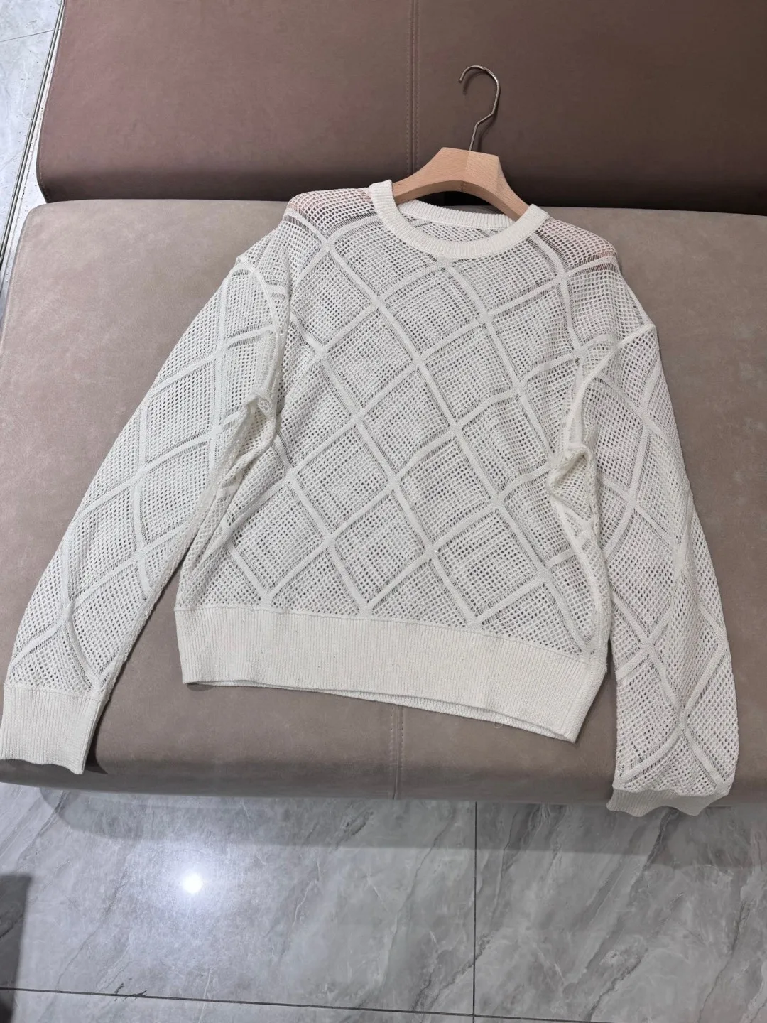 New Spring And Summer Women'S Round Neck Long Sleeve Knitted Sweater Fashionable And Versatile
New Spring And Summer Women'S Round Neck Long Sleeve Knitted Sweater Fashionable And Versatile