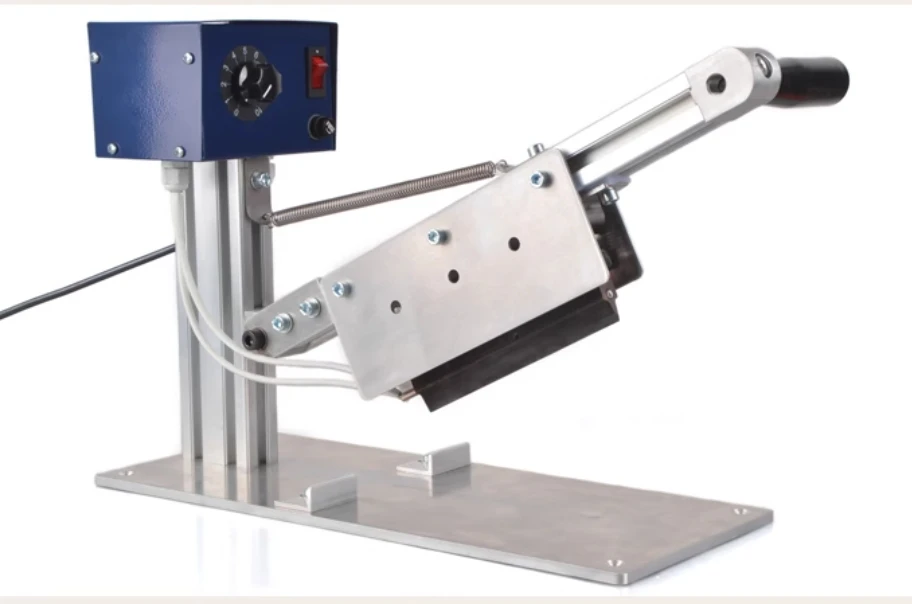 150/300mm Heavy Duty Electric Hot Knife Cutter for Webbing Fabric Rope Industrial Grade Cutting Tool with Adjustable Blade Guide
150/300mm Heavy Duty Electric Hot Knife Cutter for Webbing Fabric Rope Industrial Grade Cutting Tool with Adjustable Blade Guide