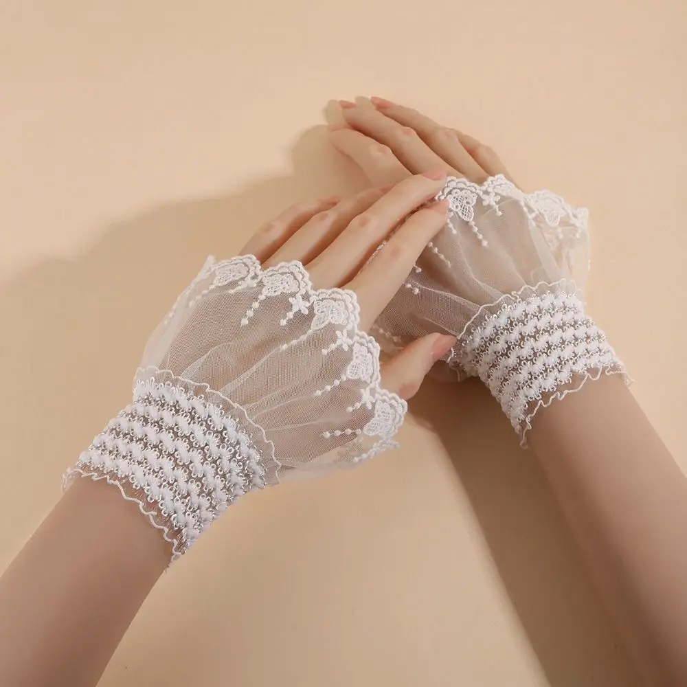 Fashion Lace Ruffled Wrist Fake Sleeves Cuffs Comfortable Costume Accessory Fake Cuff Soft Sweater Cuffs Wedding
Fashion Lace Ruffled Wrist Fake Sleeves Cuffs Comfortable Costume Accessory Fake Cuff Soft Sweater Cuffs Wedding