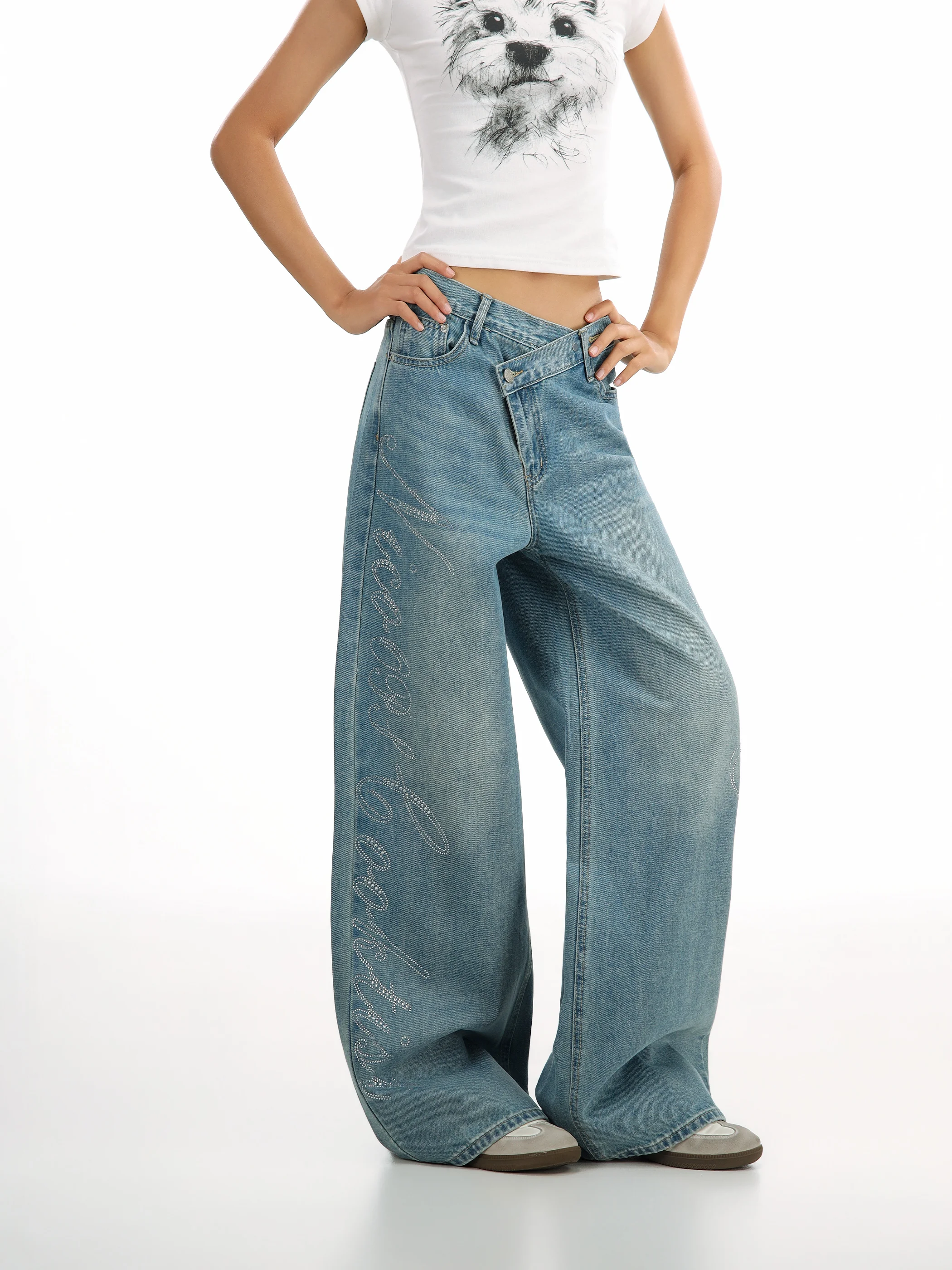 Asymmetric Waist Design Rhinestone Decorated Straight Leg Jeans Women's Unique Style Slimming Jeans Casual Vintage Denim
Asymmetric Waist Design Rhinestone Decorated Straight Leg Jeans Women's Unique Style Slimming Jeans Casual Vintage Denim