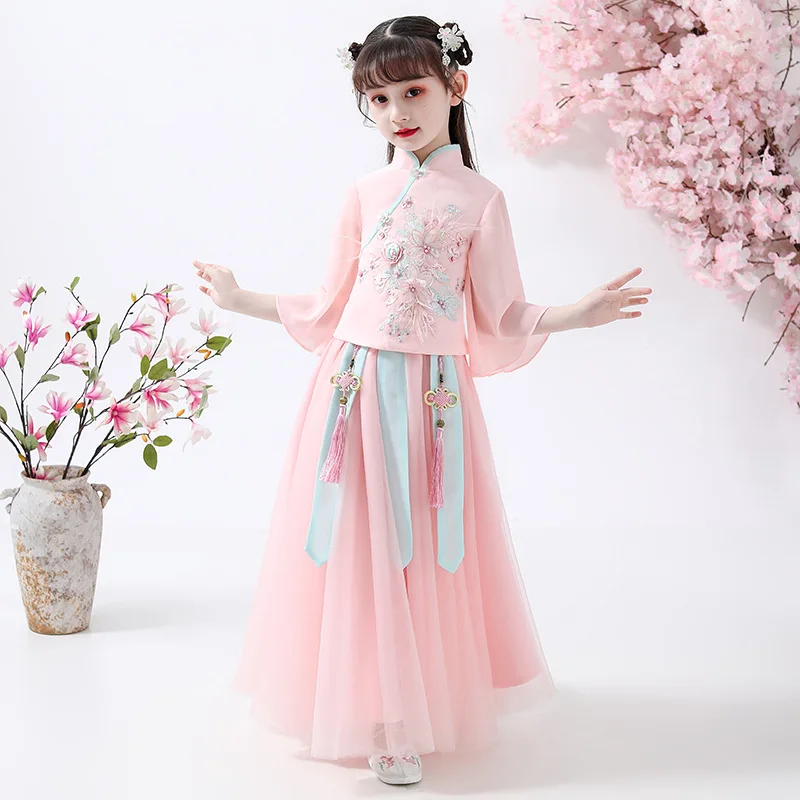 Summer New Chinese Lovely Photography Tang Suit Girls Chiffon Children Embroidery Ancient Hanfu Kids Perform Costumes
Summer New Chinese Lovely Photography Tang Suit Girls Chiffon Children Embroidery Ancient Hanfu Kids Perform Costumes