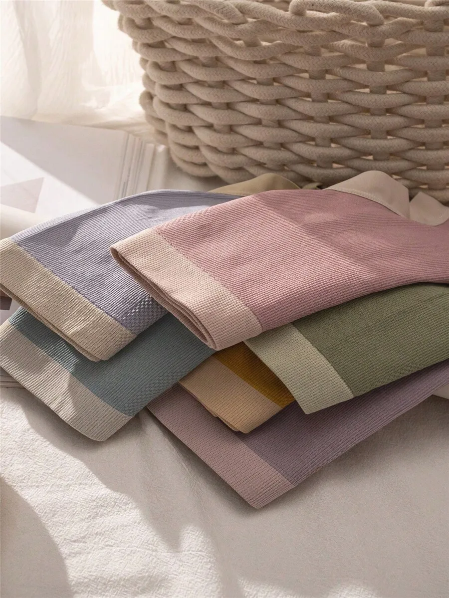 6 Pcs Women Seamless High Waist Triangle Panties Assorted Solid Colors
6 Pcs Women Seamless High Waist Triangle Panties Assorted Solid Colors