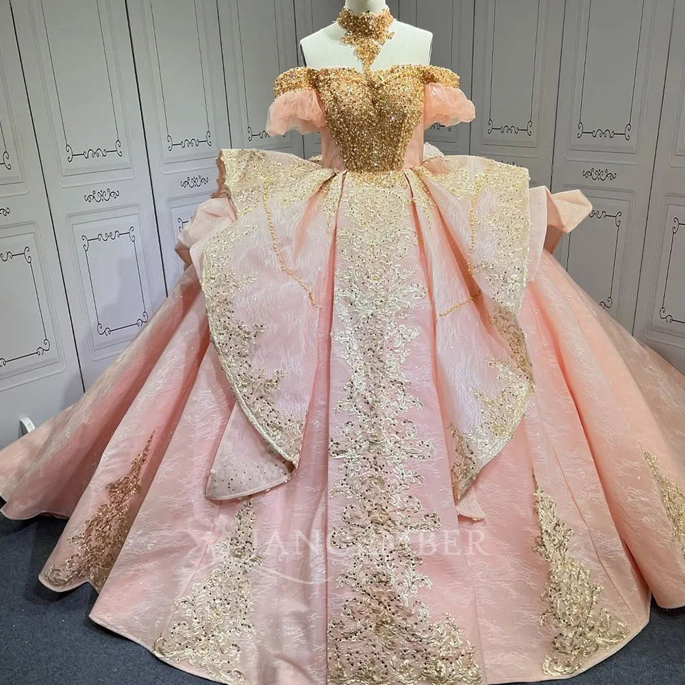 Роскошное розовое платье Quinceanera, бальное платье с бантом, бусинами, кристаллами, корсет с бисером, милое праздничное платье 15, многоуровневые рюши по индивидуальному заказу
Роскошное розовое платье Quinceanera, бальное платье с бантом, бусинами, кристаллами, корсет с бисером, милое праздничное платье 15, многоуровневые рюши по индивидуальному заказу