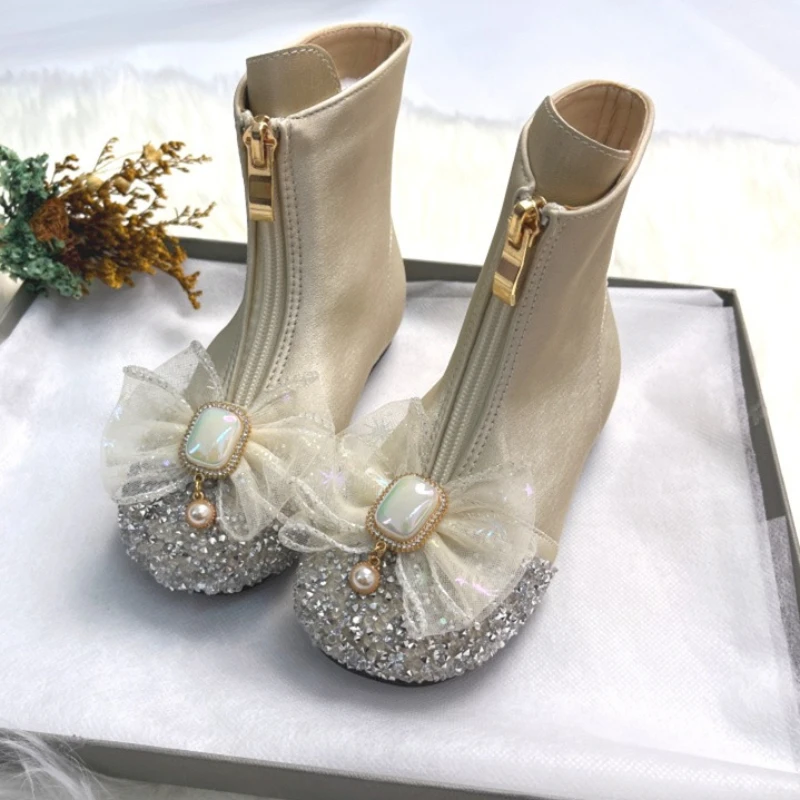 Fashion girlsprincessboot2025winter new child rhinestone flatbootssellinggirl anti slipsequins breatha lightweight versatileboot
Fashion girlsprincessboot2025winter new child rhinestone flatbootssellinggirl anti slipsequins breatha lightweight versatileboot