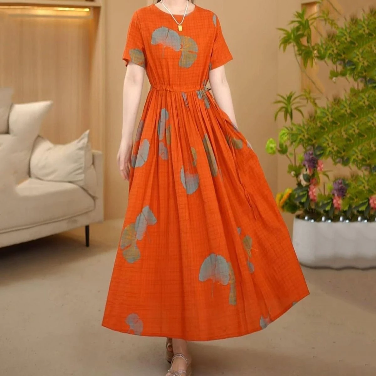 Fashionable Printed Long Dress Women's round Neck Short Sleeve Dress Elegant Skirt Commute Style High Waist Medium Elasticity
Fashionable Printed Long Dress Women's round Neck Short Sleeve Dress Elegant Skirt Commute Style High Waist Medium Elasticity