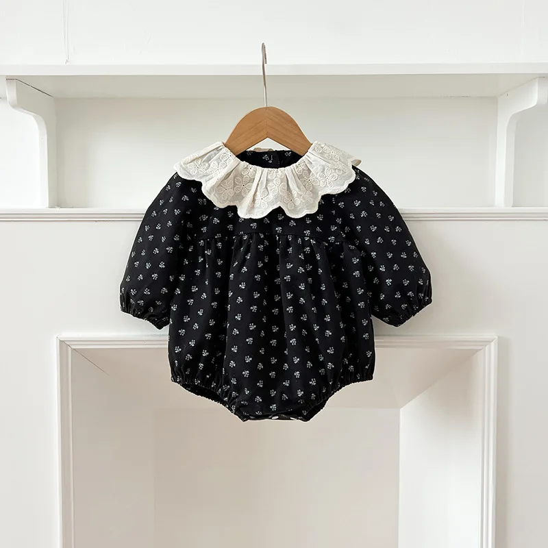 Girls' Dress Autumn New Vintage Floral Lace Collar Princess Dress Baby Romper Jumpsuit
Girls' Dress Autumn New Vintage Floral Lace Collar Princess Dress Baby Romper Jumpsuit