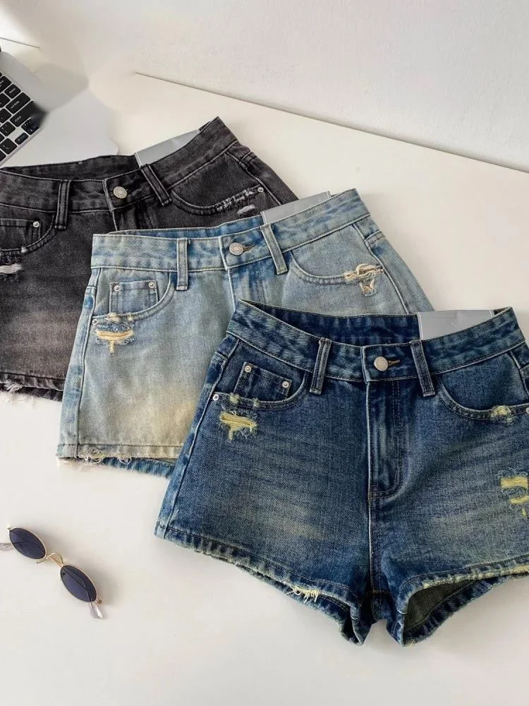 Vintage Ripped Sanded Denim Shorts New Women High Waist American Retro Homecoming Hot Gril Casual Cozy Short Bottoms
Vintage Ripped Sanded Denim Shorts New Women High Waist American Retro Homecoming Hot Gril Casual Cozy Short Bottoms