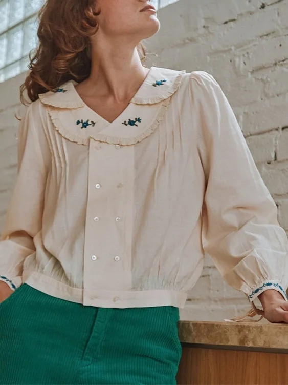 Shirt for Women 2024 New Spring Autumn Embroidery Double Breasted Sweet Long Sleeve Blouse
Shirt for Women 2024 New Spring Autumn Embroidery Double Breasted Sweet Long Sleeve Blouse