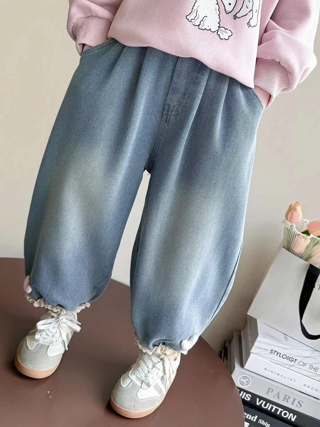 Girls Casual Heart Patterned Ruffle Cuff Denim Pants Spring New Style High Waist Long Trousers Trendy Footed Comfortable Jeans
Girls Casual Heart Patterned Ruffle Cuff Denim Pants Spring New Style High Waist Long Trousers Trendy Footed Comfortable Jeans