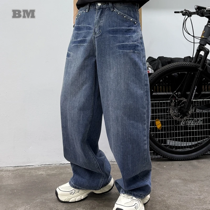  Мужские потертые джинсы в американском стиле ретро, свободные прямые джинсы с рваными заклепками, повседневные синие брюки, брюки в винтажном стиле
Мужские потертые джинсы в американском стиле ретро, свободные прямые джинсы с рваными заклепками, повседневные синие брюки, брюки в винтажном стиле