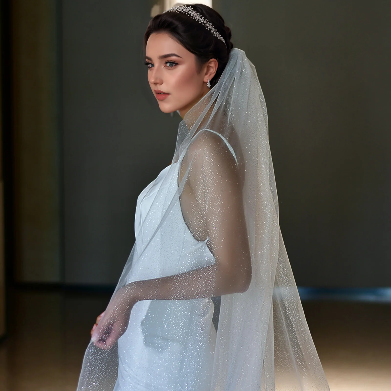 MZA94 Exquisite Bridal Veil Moonshine Short Wedding Veil Sequins Woalka Yarn Sparkling Veil 1 Tier Luxury Golden Bride Wedding
MZA94 Exquisite Bridal Veil Moonshine Short Wedding Veil Sequins Woalka Yarn Sparkling Veil 1 Tier Luxury Golden Bride Wedding