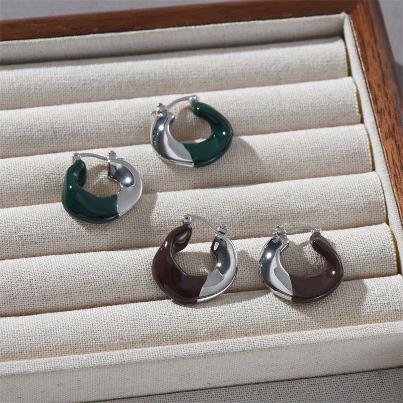 French Vintage Enamel Drop Glaze Color Matching Circle Earrings for Women Dazzling Fashion Exquisite Elegant All-match Jewelry
French Vintage Enamel Drop Glaze Color Matching Circle Earrings for Women Dazzling Fashion Exquisite Elegant All-match Jewelry