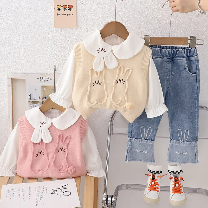 2024 girl autumn 1-5 Years little girl clothes Set for girls Elegant Cute Baby Girl Set Rabbit Sweater Shirt Jeans 3-Piece Set
2024 girl autumn 1-5 Years little girl clothes Set for girls Elegant Cute Baby Girl Set Rabbit Sweater Shirt Jeans 3-Piece Set