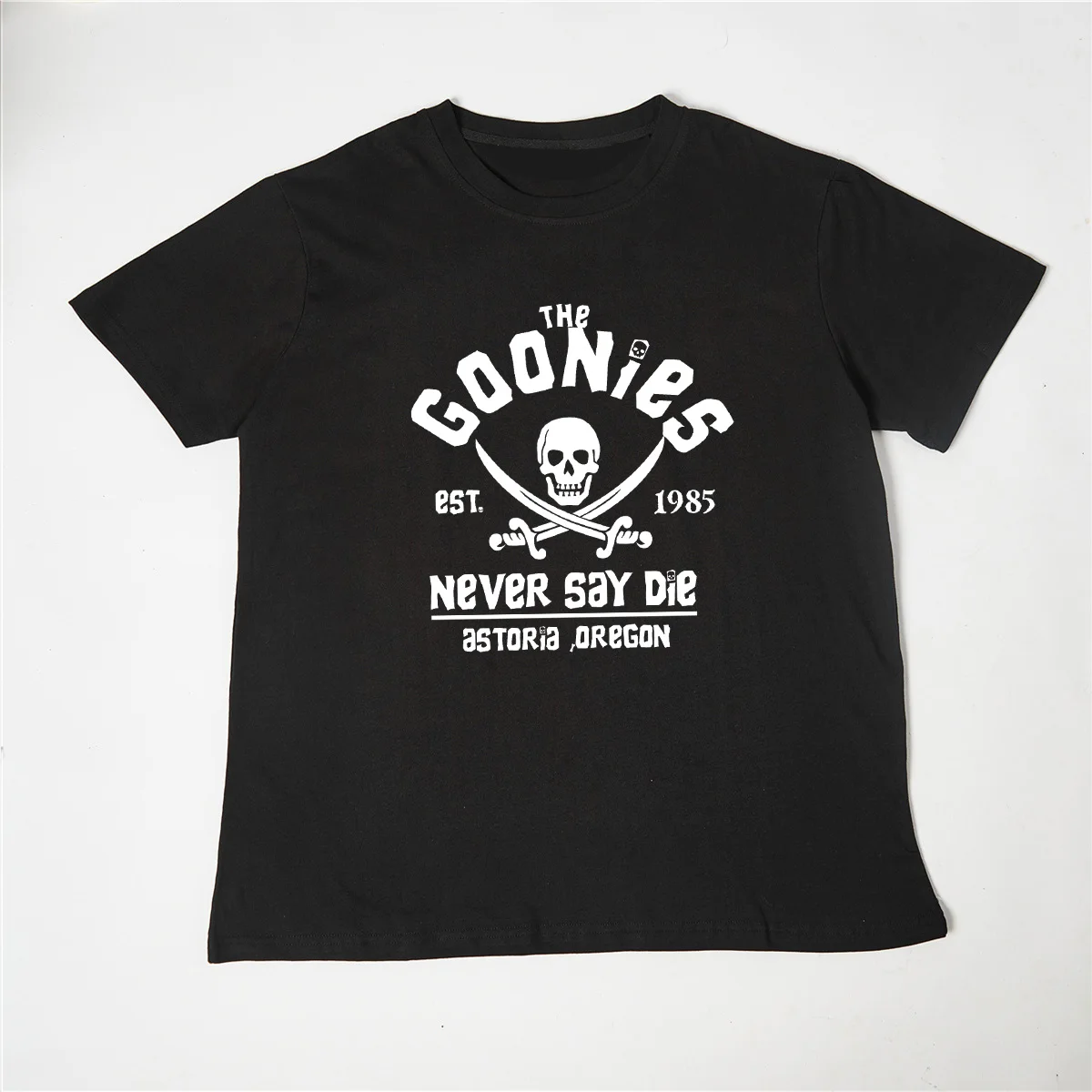 Hip Hop T Shirts Men Women Oregon Pirate Flag Never Say Die Astoria Casual Tee Shirt Cotton Breathable Short Sleeve Brand Tops
Hip Hop T Shirts Men Women Oregon Pirate Flag Never Say Die Astoria Casual Tee Shirt Cotton Breathable Short Sleeve Brand Tops