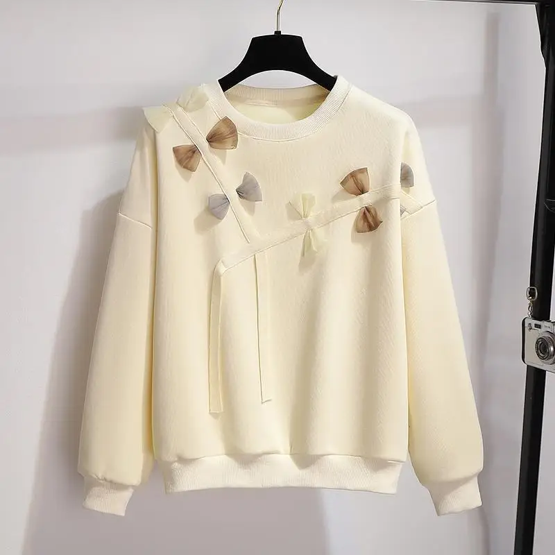 2023 New Spring and Autumn Fashion Cute Age Reducing Round Neck Bow Decoration Loose Casual Pullover Versatile Women's Sweater
2023 New Spring and Autumn Fashion Cute Age Reducing Round Neck Bow Decoration Loose Casual Pullover Versatile Women's Sweater