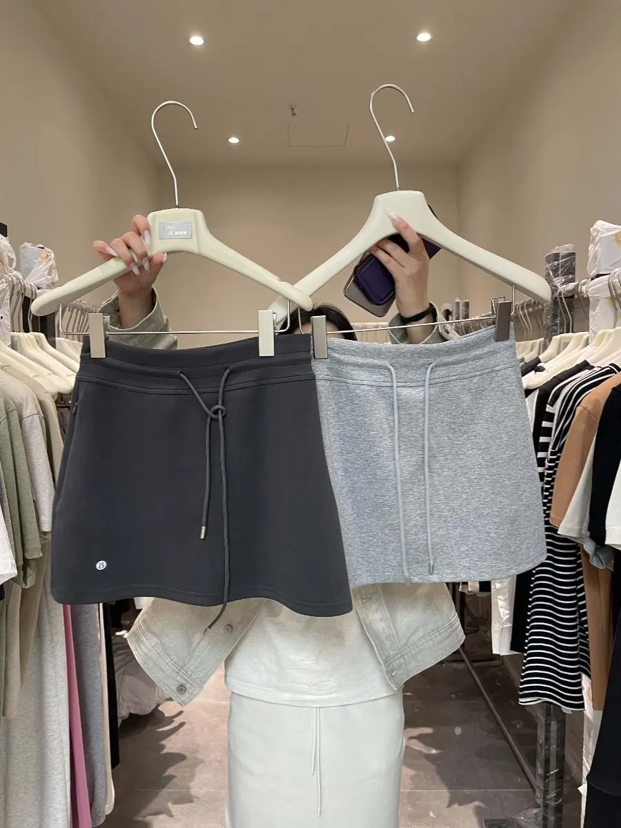 Юбка с высокой талией и поясом, женская, универсальная, утягивающая, непрозрачная, весна-лето, новинка, для повседневной носки
Юбка с высокой талией и поясом, женская, универсальная, утягивающая, непрозрачная, весна-лето, новинка, для повседневной носки