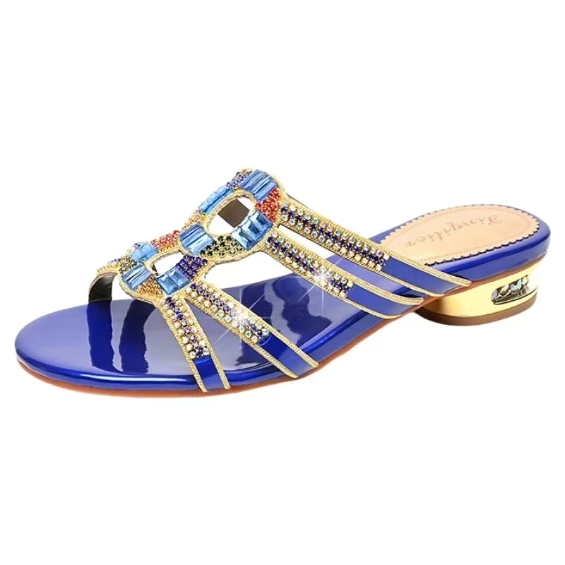 Women Low Heel One Word Rhinestone Slippers Summer New Soft Sole Non Slip Fashionable Outdoor Slippers Match The Skirt Slippers
Women Low Heel One Word Rhinestone Slippers Summer New Soft Sole Non Slip Fashionable Outdoor Slippers Match The Skirt Slippers