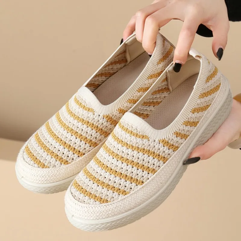 Women's Lightweight Striped Knit Slip on Casual Shoes Breathable Hollow Mesh Soft Non-slip Sole Comfortable Walking Flat Loafers
Women's Lightweight Striped Knit Slip on Casual Shoes Breathable Hollow Mesh Soft Non-slip Sole Comfortable Walking Flat Loafers