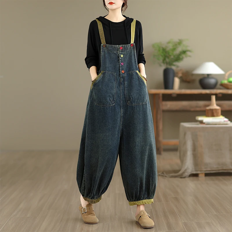 Casual Large Size Denim Nine-Piece Bib Overalls Women's Small Figure Slimming Long Pants Autumn New Style Artistic Flavor
Casual Large Size Denim Nine-Piece Bib Overalls Women's Small Figure Slimming Long Pants Autumn New Style Artistic Flavor