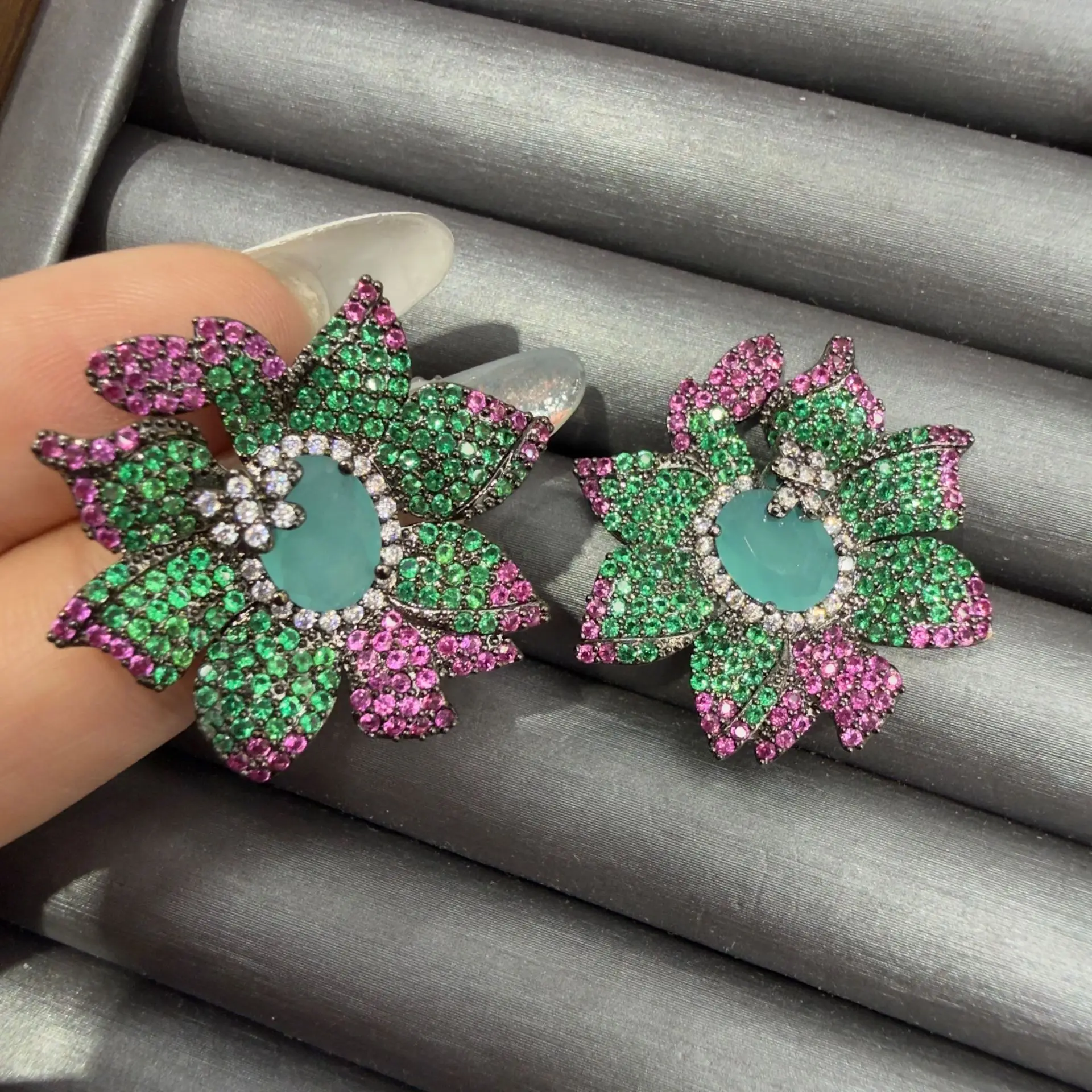 fashion cubic zirconia earrings and ring for women sparkly jewelry green white zircon stud earrings flower floral dinner party
fashion cubic zirconia earrings and ring for women sparkly jewelry green white zircon stud earrings flower floral dinner party