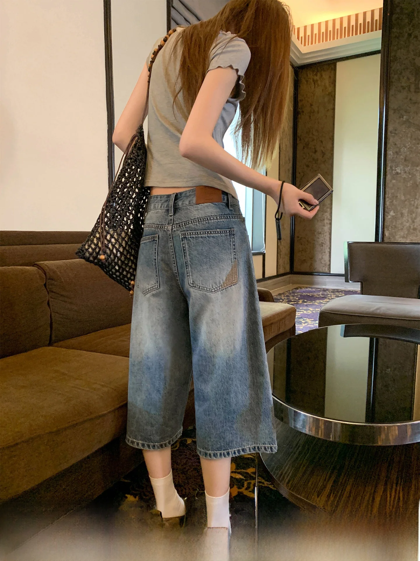 Worn Denim Jeans High Waist Decorative Personality Details Washed out Medium Pants Button Closure Casual High Street Style
Worn Denim Jeans High Waist Decorative Personality Details Washed out Medium Pants Button Closure Casual High Street Style
