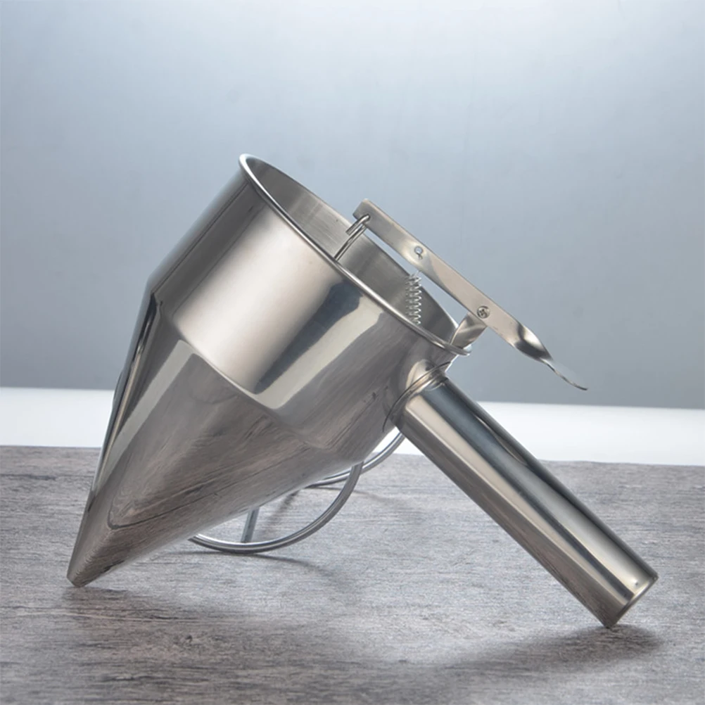 Stainless Steel Funnel Dispenser for Baking Pancake Octopus Balls Machine Batter Tool Kitchen Barware Fish Ball Funnel
Stainless Steel Funnel Dispenser for Baking Pancake Octopus Balls Machine Batter Tool Kitchen Barware Fish Ball Funnel